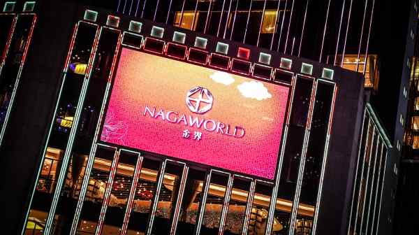 NagaWorld in&nbsp;Phnom Penh. A suspended&nbsp;Russian project is weighing on the Cambodian casino group.&nbsp;(Photo by Masayori Ishikawa)