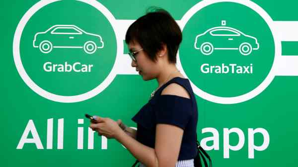 Grab has abandoned a plan to acquire Singaporean&nbsp;taxi operator Trans-cab in light of concerns from&nbsp;authorities that the merger would reduce competition in the market.&nbsp;