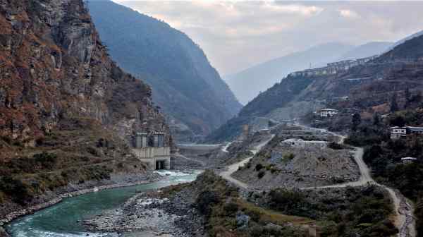 Bhutan's hydroelectric power resources hold the key to its plan to become a Bitcoin mining center.