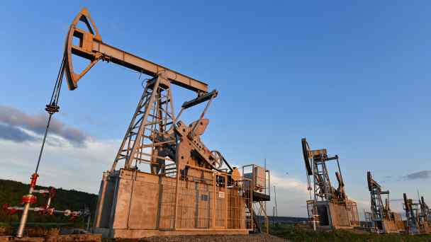 Oil&nbsp;pump jacks outside Almetyevsk in the Republic of Tatarstan,&nbsp;Russia, in&nbsp;June&nbsp;2023. Figures from the Middle East suggest&nbsp;Shanghai Petrochem now sources 10% of its crude from Russia.