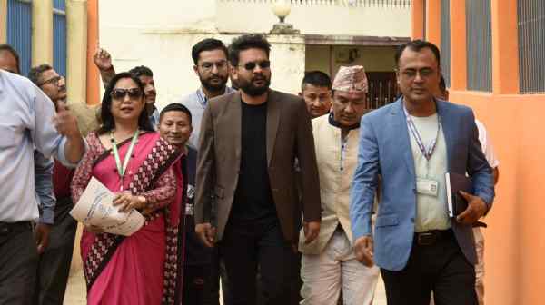 Kathmandu Mayor&nbsp;Balendra Shah, center, visits a school: He has introduced scholarships for&nbsp;underprivileged&nbsp;11th graders. (Photo by&nbsp;Dipendra Dhuungana)