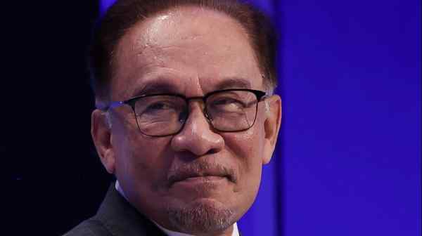 Malaysian&nbsp;Prime Minister Anwar&nbsp;Ibrahim later posts to Facebook,&nbsp;"Let this serve as a clear and unequivocal message to Meta: Cease this display of cowardice."