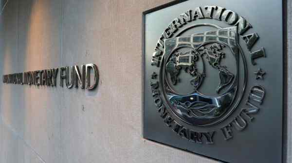 The IMF says Sri Lanka's&nbsp;economy is starting to recover, its&nbsp;revenue collection is improving&nbsp;and reserves continue to accumulate.