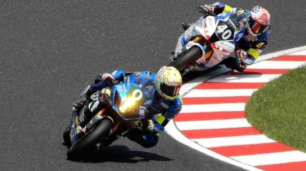 The Suzuki Motor team competes in the Suzuka 8 Hours endurance race. (Photo by Toshihide Takeda)