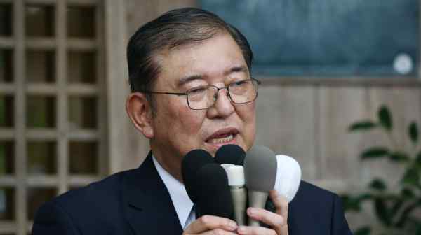 Former Japanese Defense Minister Shigeru Ishiba says he will run in the ruling Liberal Democratic Party's presidential race. He announced the decision&nbsp;in his hometown of Yazu in&nbsp;Tottori prefecture&nbsp;on Aug. 24. (Photo by Rie Ishii)