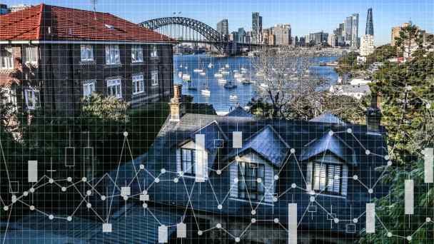 With rents up nearly 40% in the last five years and vacancies at under 2%, Australia residents are finding it increasingly hard to secure housing.&nbsp;(Nikkei montage/Source photo by Getty Images)&nbsp;